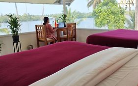 Aqua Vista Riverview By Stayvista - Private Pool